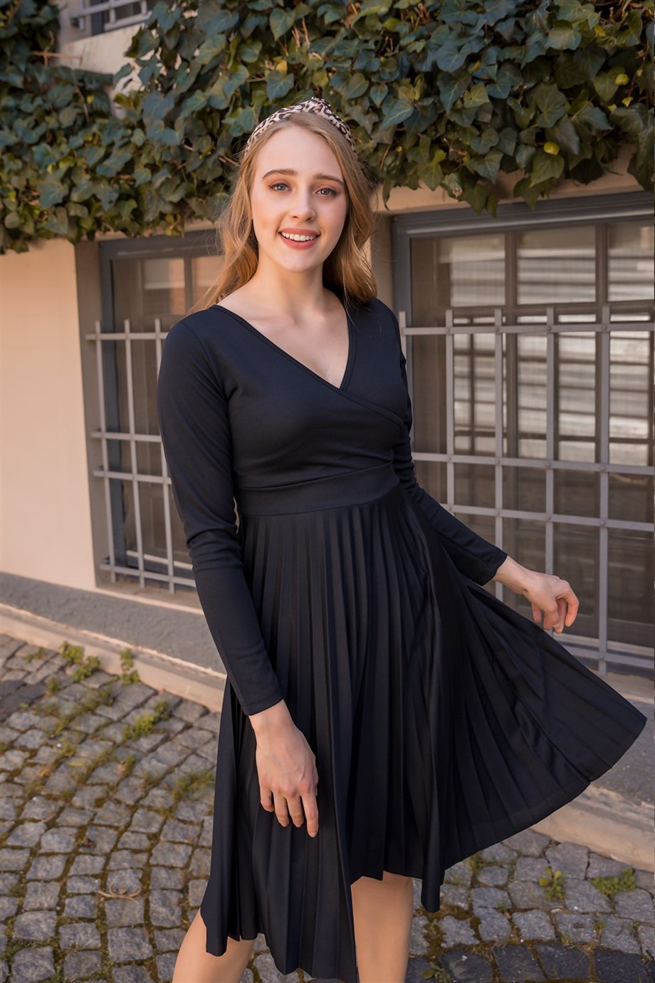 Deri Kemerli Triko Elbise